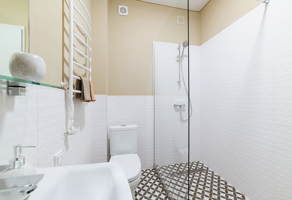reforma-bano-con-cabina-ducha